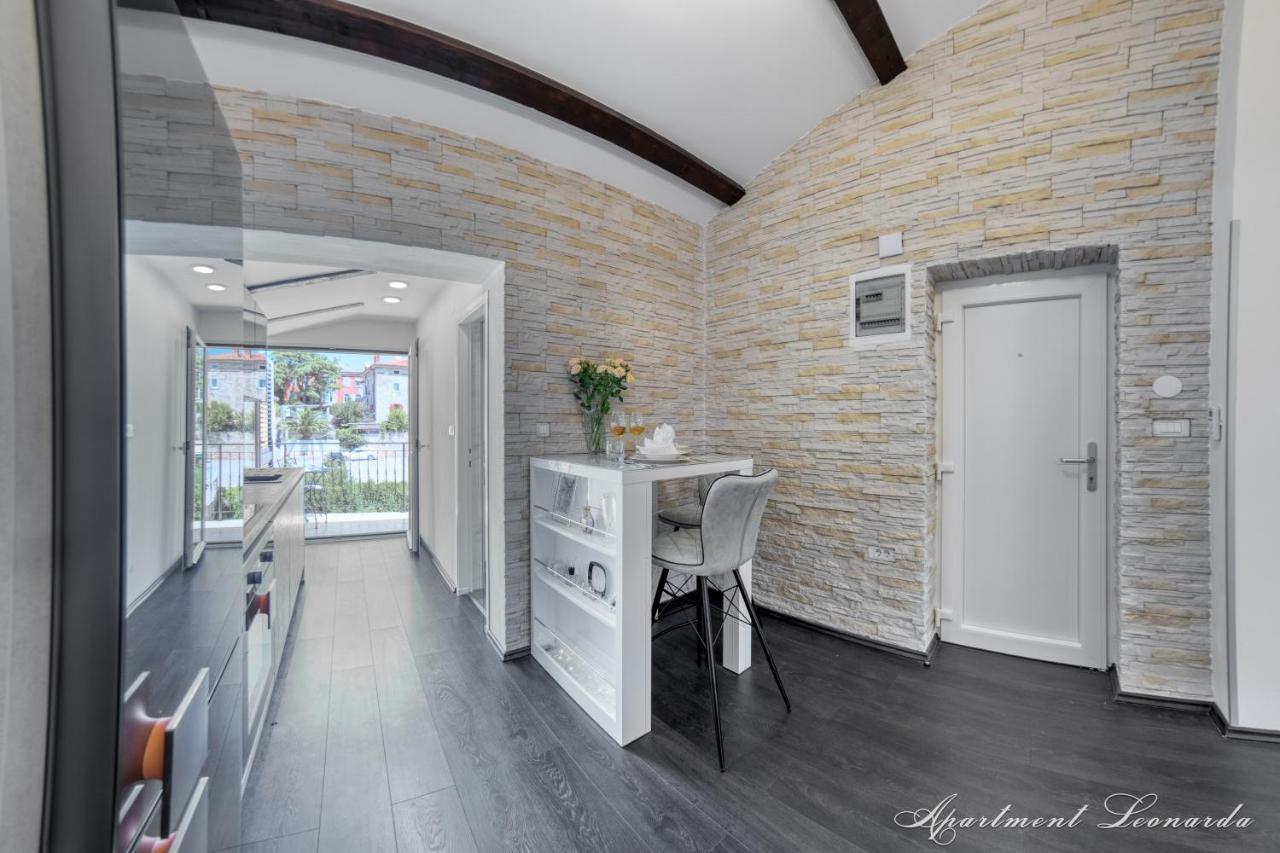 Penthouse Leonarda With Private Parking Apartment Pula Ngoại thất bức ảnh