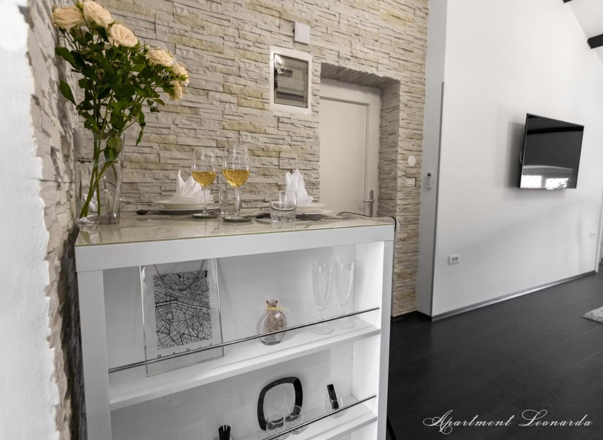 Penthouse Leonarda With Private Parking Apartment Pula Ngoại thất bức ảnh