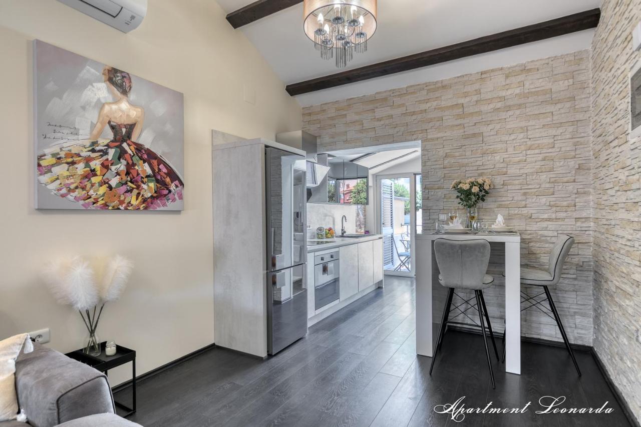 Penthouse Leonarda With Private Parking Apartment Pula Ngoại thất bức ảnh
