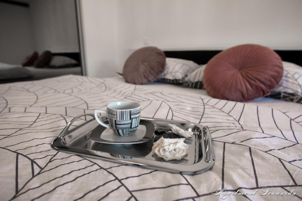 Penthouse Leonarda With Private Parking Apartment Pula Ngoại thất bức ảnh